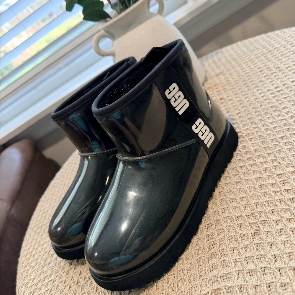 UGG Black Patent Kids Ankle Boots with Branded Side Strap